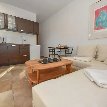 Seaside Serenity - Happy Appartamento