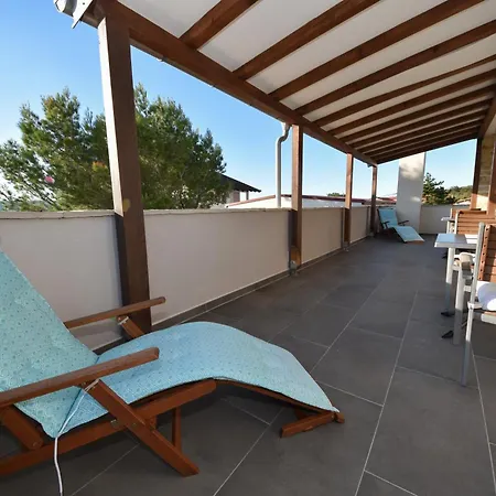 Appartamento Seaside Serenity - Happy *